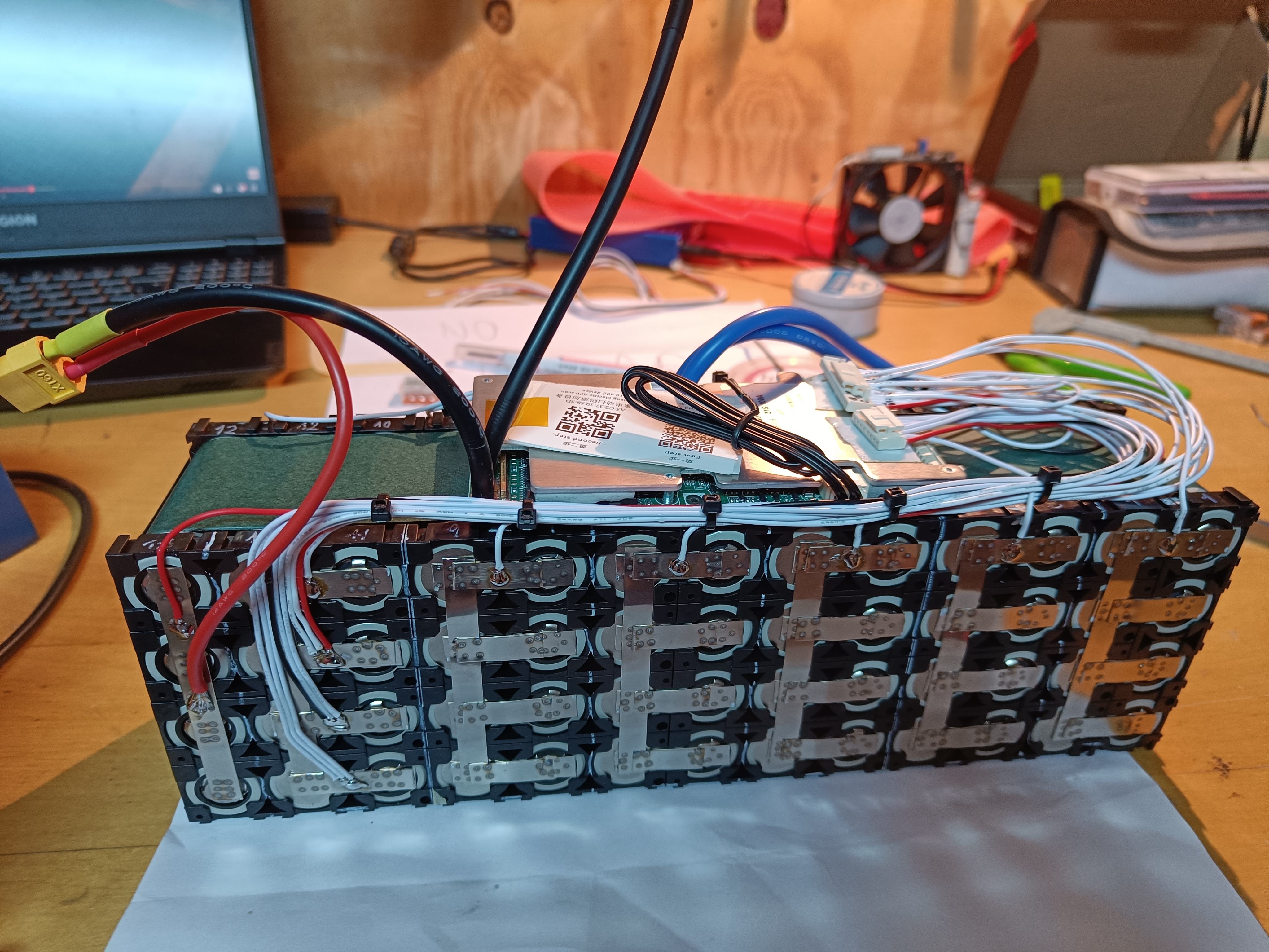 The finished 13S battery pack